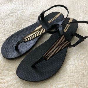 Ipanema Sandals